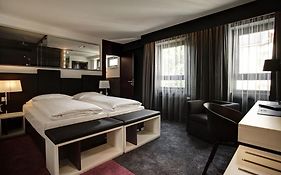 Hotel Bliss
